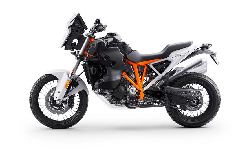 KTM 1390 Super Adventure R cross section