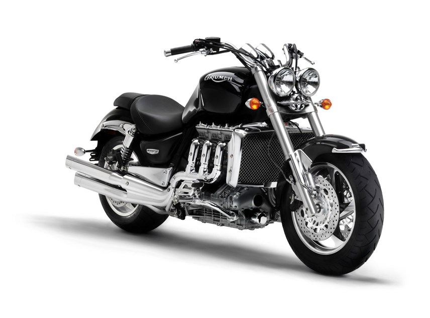 TRIUMPH ROCKET III (2005-2008) Review | Specs & Prices