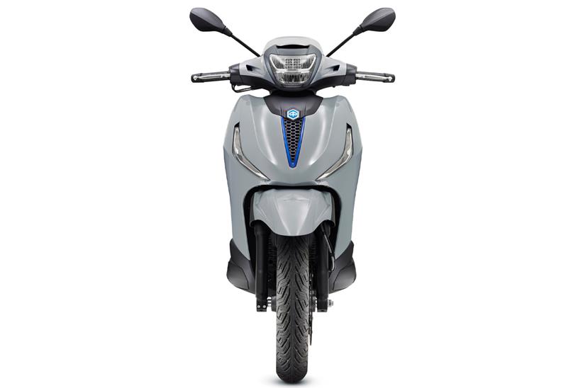 Piaggio Beverly 310 S scooter front bodywork