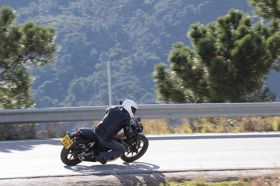 2025-on Triumph Speed Twin 900 cornering in the mountains