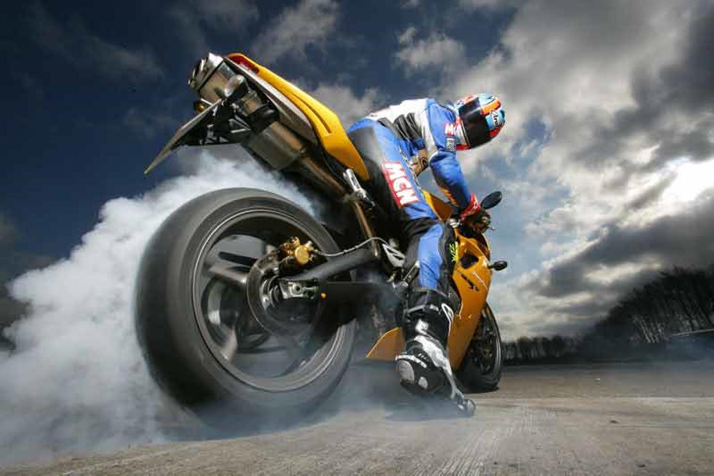 TRIUMPH DAYTONA 675 (2006-2008) Review, Specs & Prices