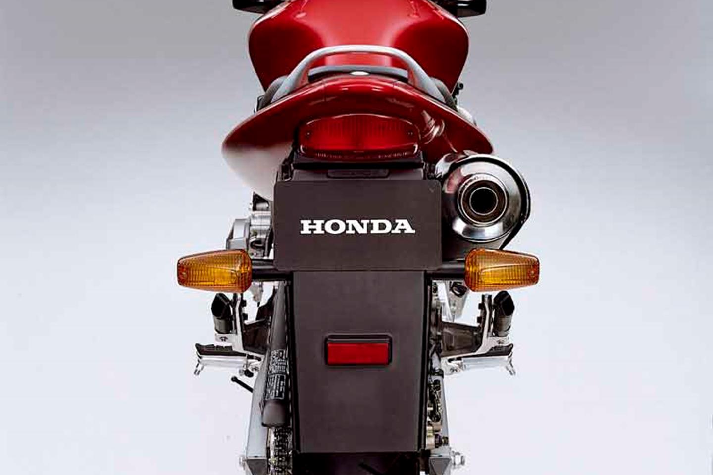 Genuine Honda Front Sprocket 15T cb600 Hornet 98-06 cbf600 04-06 cbr600 97-98 
