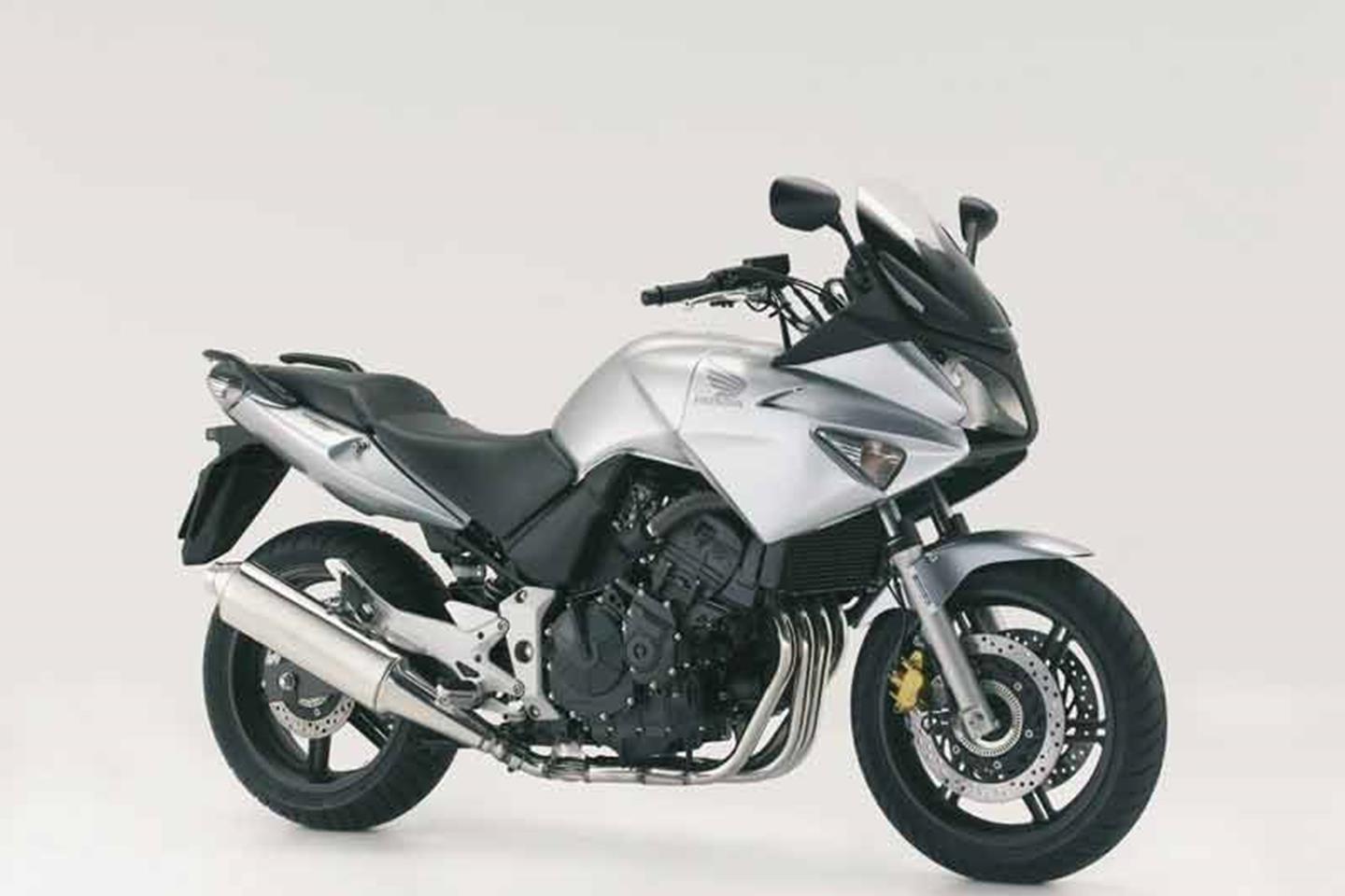 全信頼を寄せる Review (2004-2007) CBF600 HONDA | Prices & Specs Speed, タイヤ