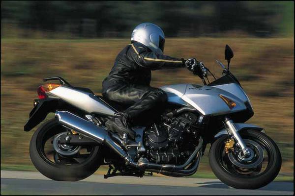 Honda CBF600 motorcycle review - Riding