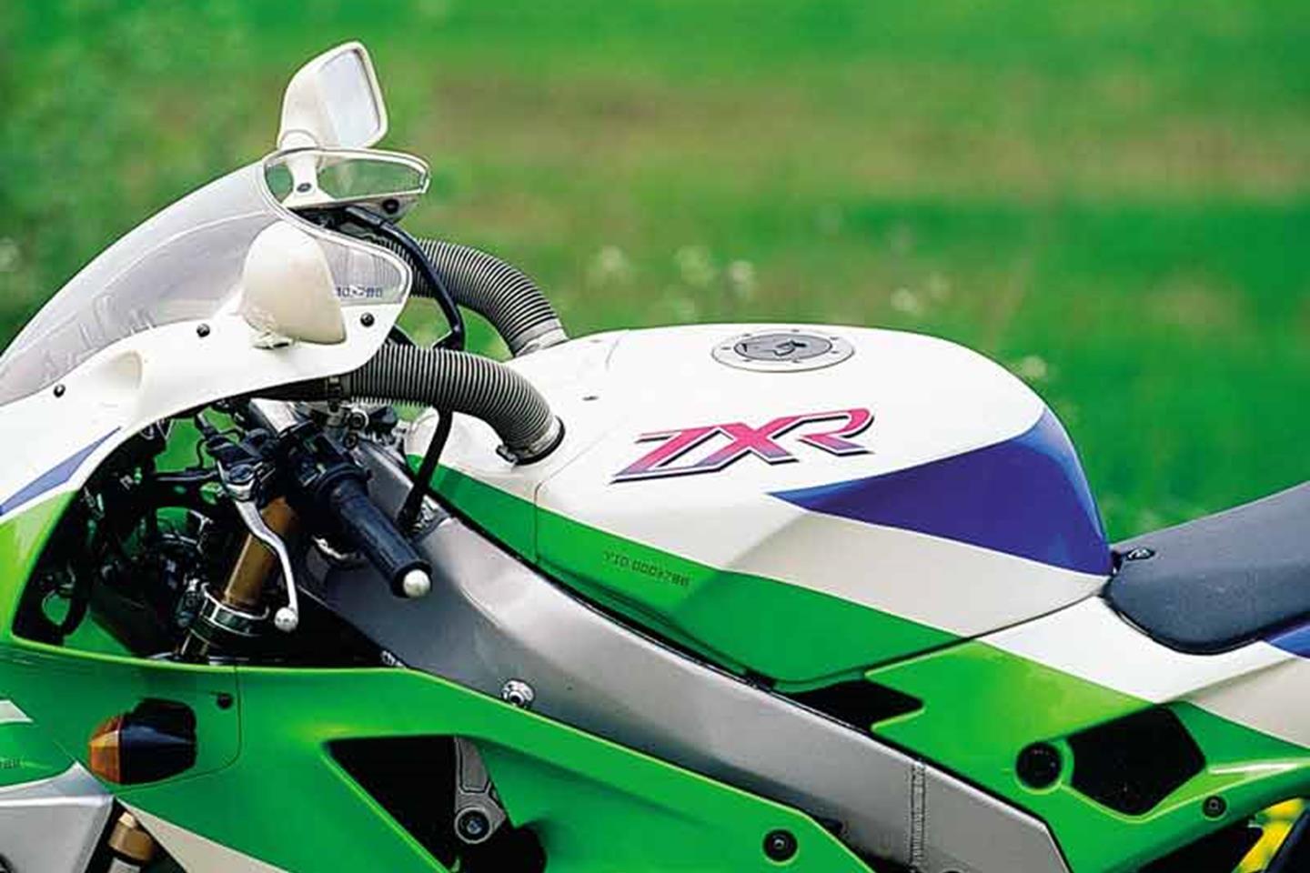 Kawasaki ZXR400 (1995-1998) Review | Specs & Prices