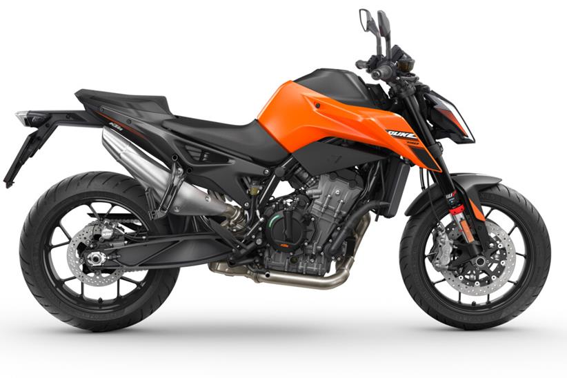 2025 KTM 790 Duke finished in orange