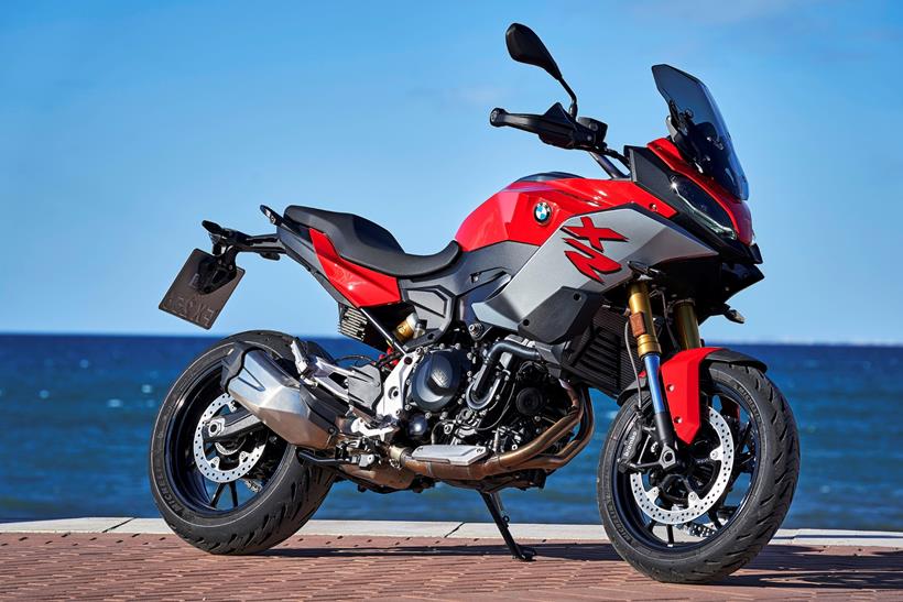 BMW F900XR