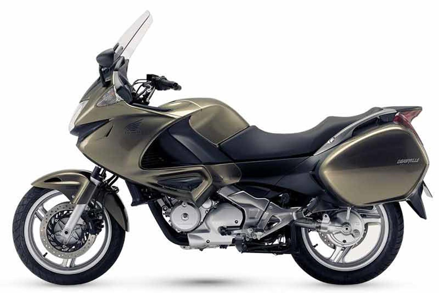 2011 deals honda nt700v