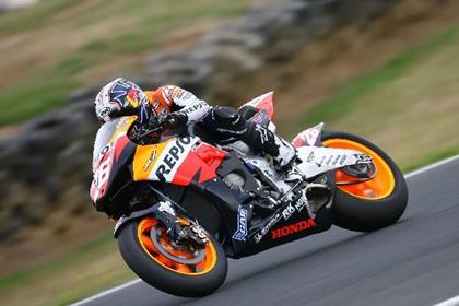 Pedrosa is undecided on the 16" front Michelin