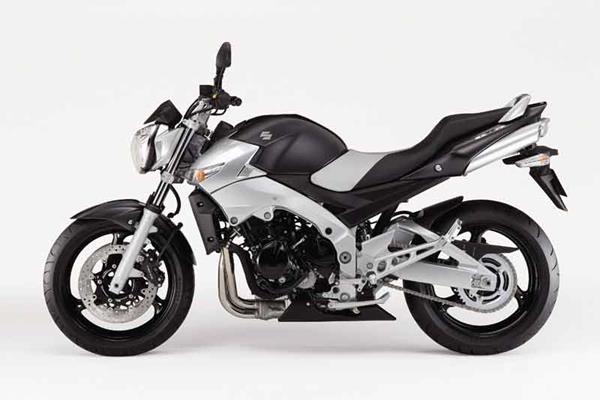 SUZUKI GSR600 (2006-2010) Review | Speed, Specs & Prices