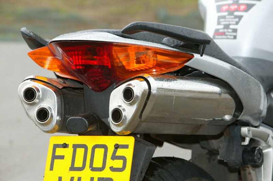 Honda VFR800 V-Tec motorcycle review - Rear view