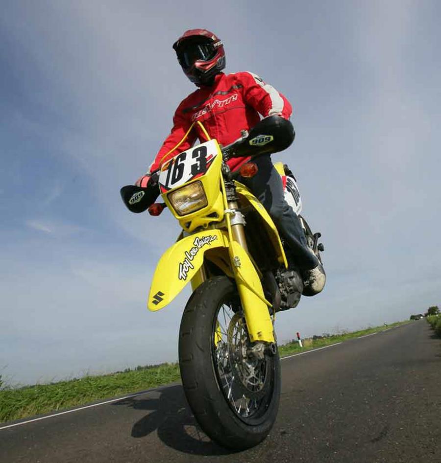 A stoppie on the Suzuki DRZ400