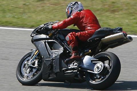 First track test for Ducati's 1200 version of 1098 