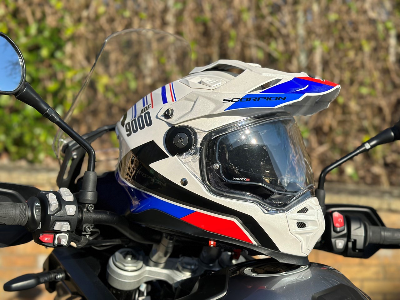 nolan air helmet X-904 ULTRA CARBON GEMINI Nero / Rosso / Antracite
