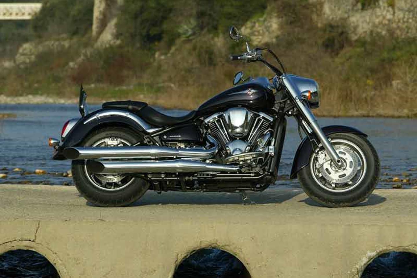 Kawasaki vulcan 2000 store top speed