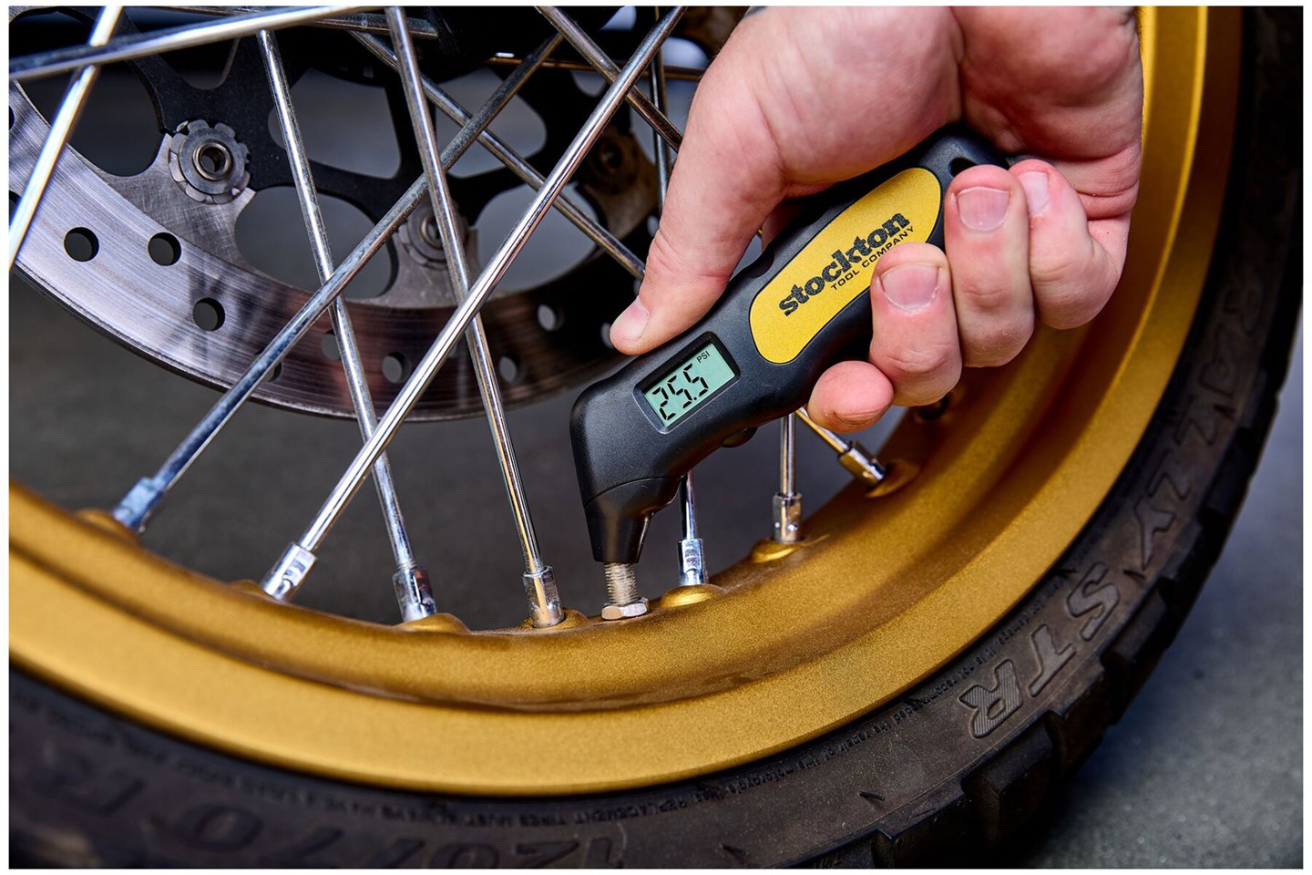 Best tire pressure gauges to keep tires in good shape