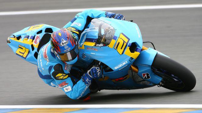 Hopkins ups pace in Le Mans