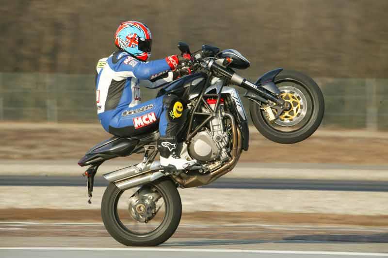 thumbnail image 2 of 4 X NGK CR9EB Spark Plugs Kit - Original For MV Agusta Brutal S 910 2005-2010 2 of 6