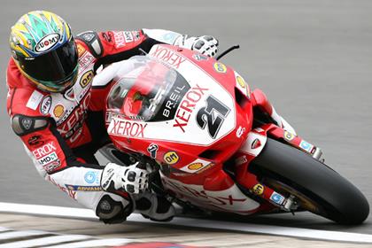 Bayliss breaks the lap record again to take pole position at Silverstone