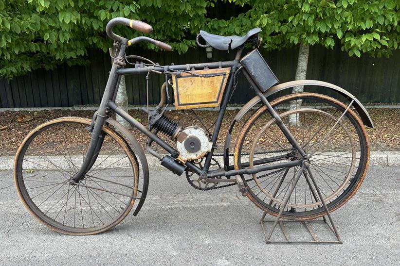 A 1900 motorised bicycle built by the British Motor Traction Company