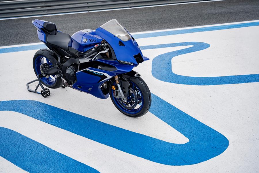 2025-on Yamaha R9 high view looking down on the bike