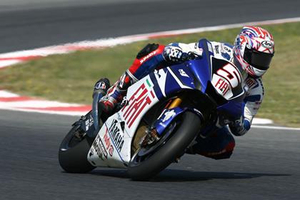 MotoGP star Colin Edwards is hoping to end his nightmare season at Donington Park this weekend