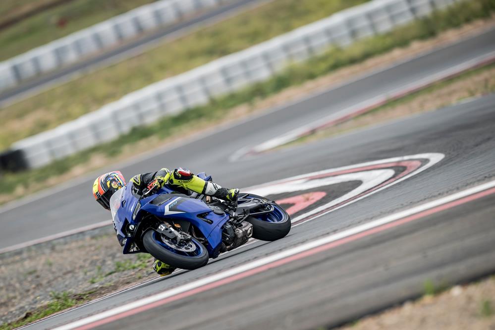 Akrapovič launch road-legal exhaust system for the Yamaha R9