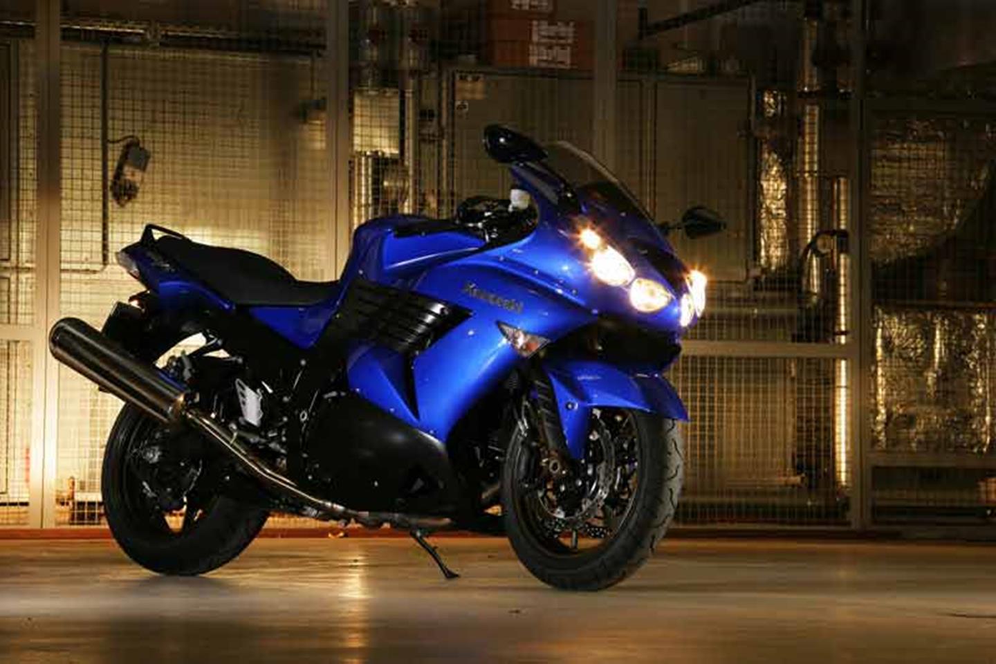 KAWASAKI ZZR1400 (2006-2012) Review | Specs & Prices