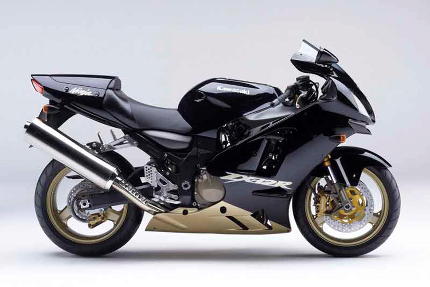 KAWASAKI ZX-12R (2000-2006) Review | Specs & Prices