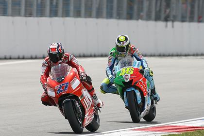 Valentino Rossi is finding Casey Stoner a harder opponent in MotoGP than Nicky Hayden in 2006