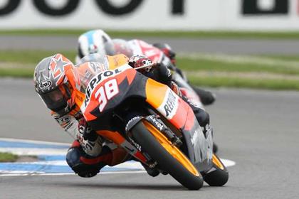 Bradley Smith rides through the pain barrier in Germany