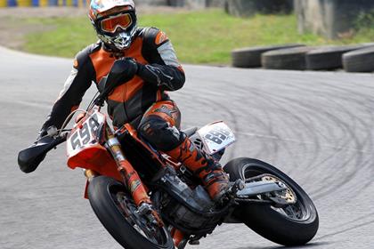 James Addy set the pace in the 450s (Pics: aspphotos@virgin.net)