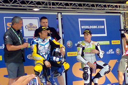 Kagayama and Toseland talk at the post-race press conference