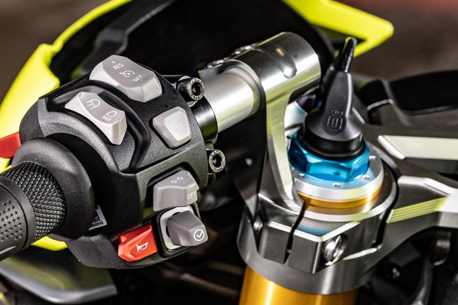 2025 Triumph Speed Triple 1200 RX, left handlebar switchgear 