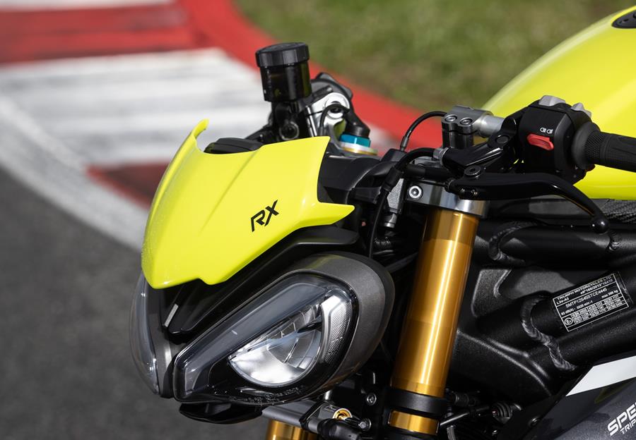 2025 Triumph Speed Triple 1200 RX, optional fly screen