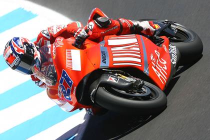 Casey Stoner was in dominant fashion in Brno this morning