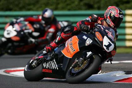 HM Plant Honda topped the timesheets again at Cadwell Park with Ryuichi Kiyonari fastest this afternoon