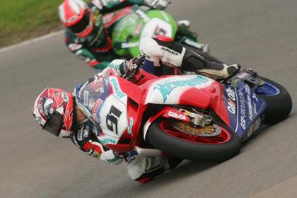 Airwaves Ducati's Leon Haslam will start from pole at Cadwell Park