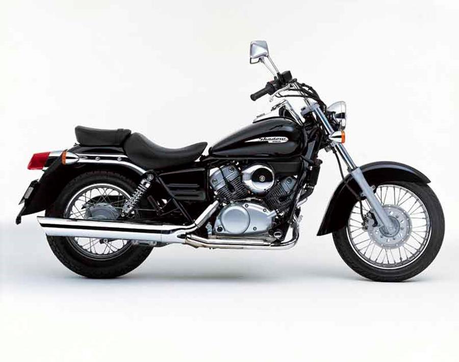 Honda Shadow 125 has loads of chrome