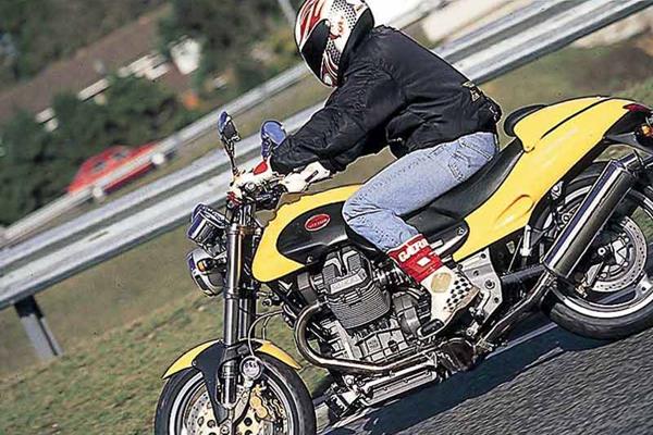 Moto Guzzi V10 Centauro motorcycle review - Riding