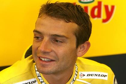 Sylvain Guintoli puts pen to paper with D'Antin Ducati for 2008