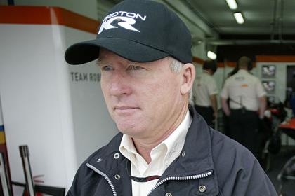 Kenny Roberts has admitted looking towards World Superbikes in 2008