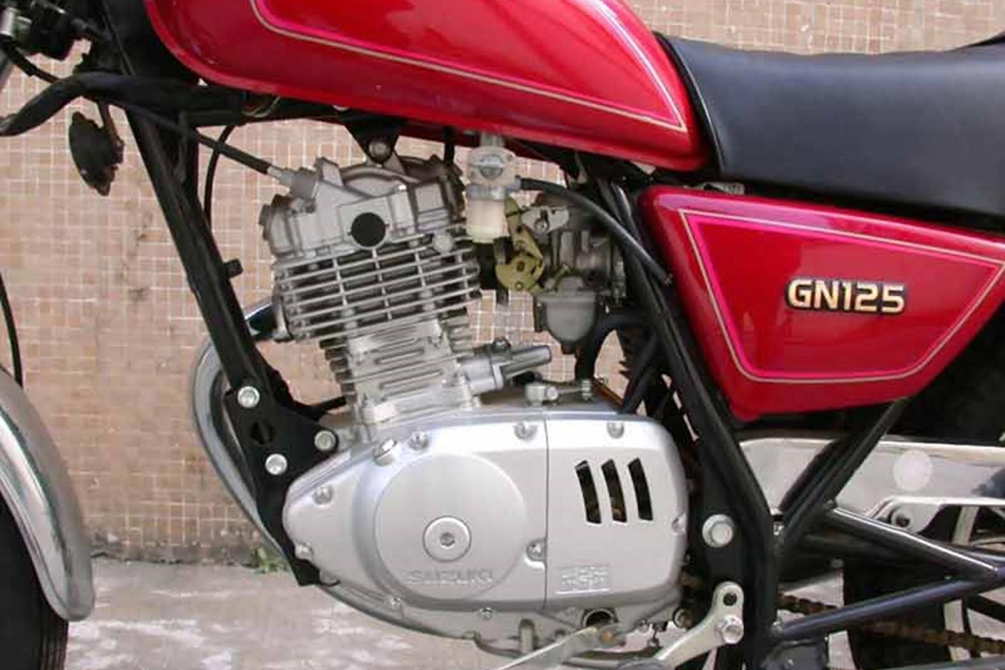 Suzuki gn sale 125 engine