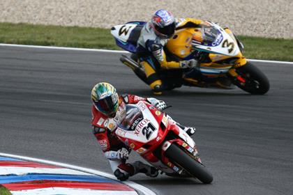 Max Biaggi feels he lost his chance of a double victory when he nearly ran in to the back of Troy Bayliss in race two in Vallelunga