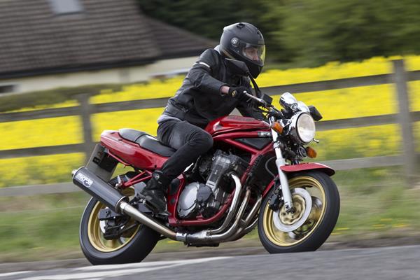 1995-2004 Suzuki GSF600 Bandit review | Still entirely valid