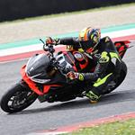 APRILIA TUONO V4 1100 FACTORY (2025 on) Review