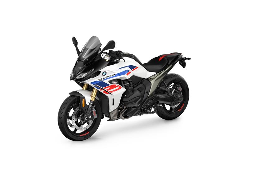 BMW R1300RS front three quarters