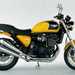 Triumph Thunderbird 900 motorcycle review - Side view