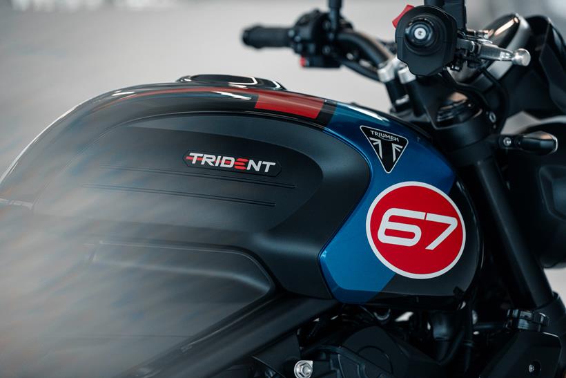 Triumph Trident 660 Triple Tribute tank graphics