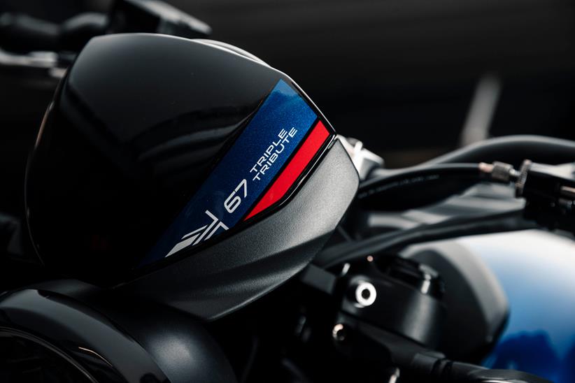 Triumph Trident 660 Triple Tribute graphics